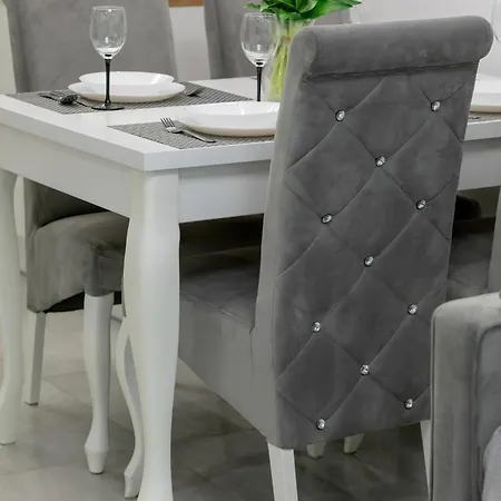 Modern With Private Garden By Renters Prestige * مينزفوجة