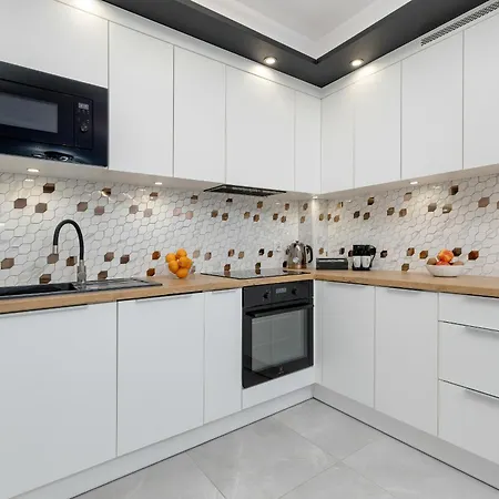 Modern With Private Garden By Renters Prestige Apartment Międzywodzie